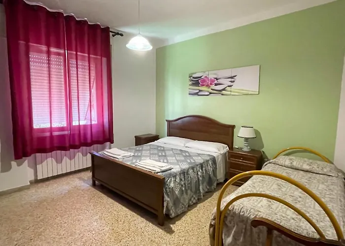 Casa Delle Mura *