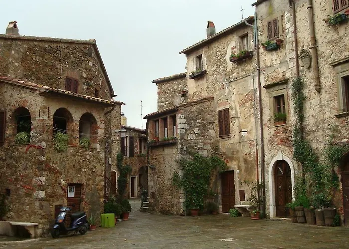 Casa Delle Mura Montemerano